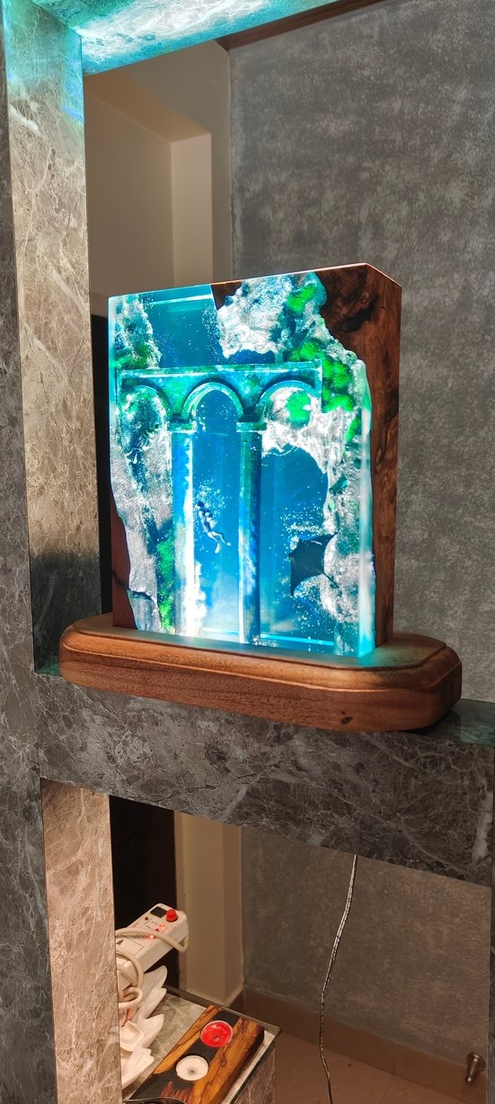 Aqua Vault Ambient Epoxy Resin Lamp