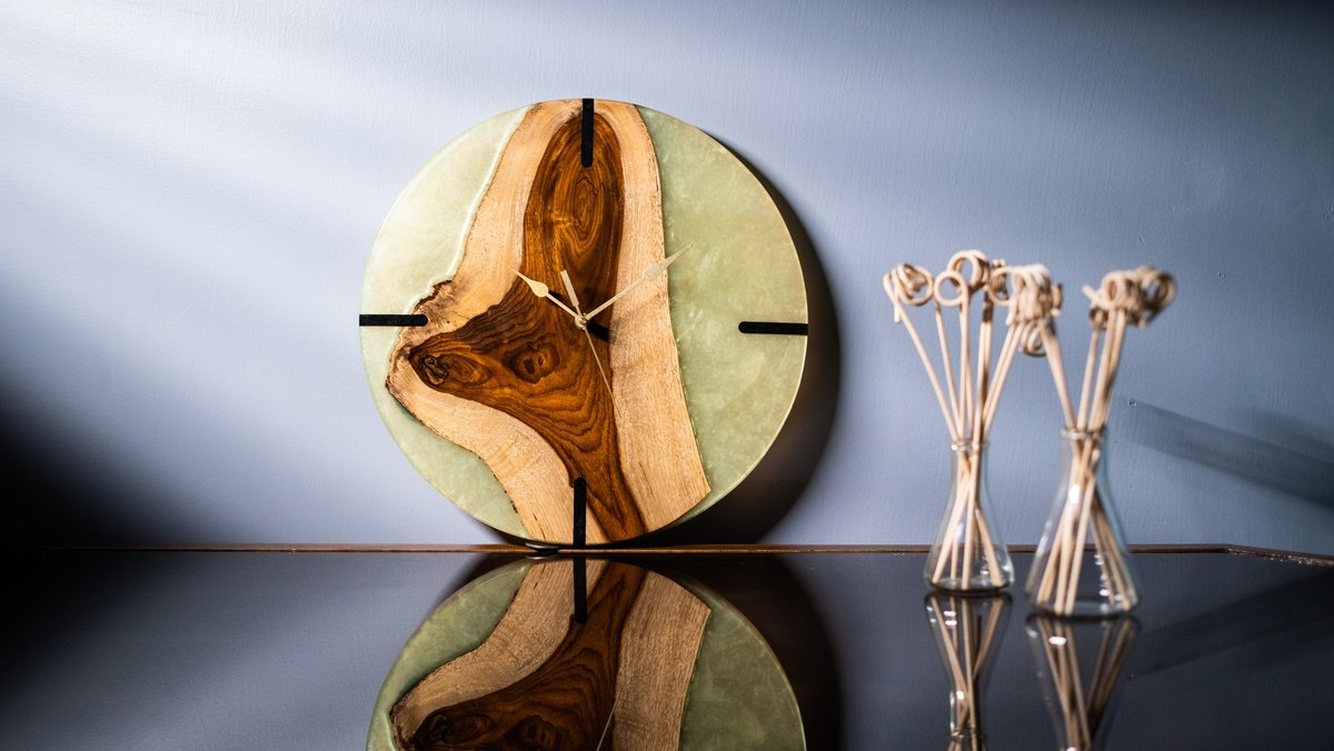 Golden Dune Epoxy Resin Wall Clock